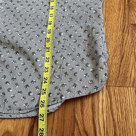 Foxcroft button up top. Size 18 - Picture 8 of 13